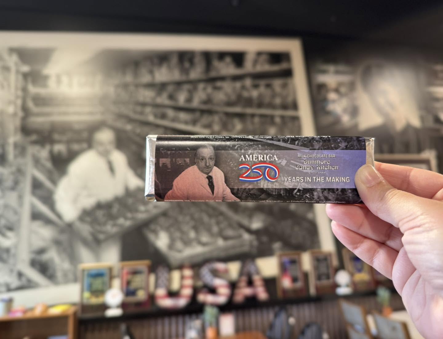 Commemorative America 250 Milk Chocolate Candy Bar